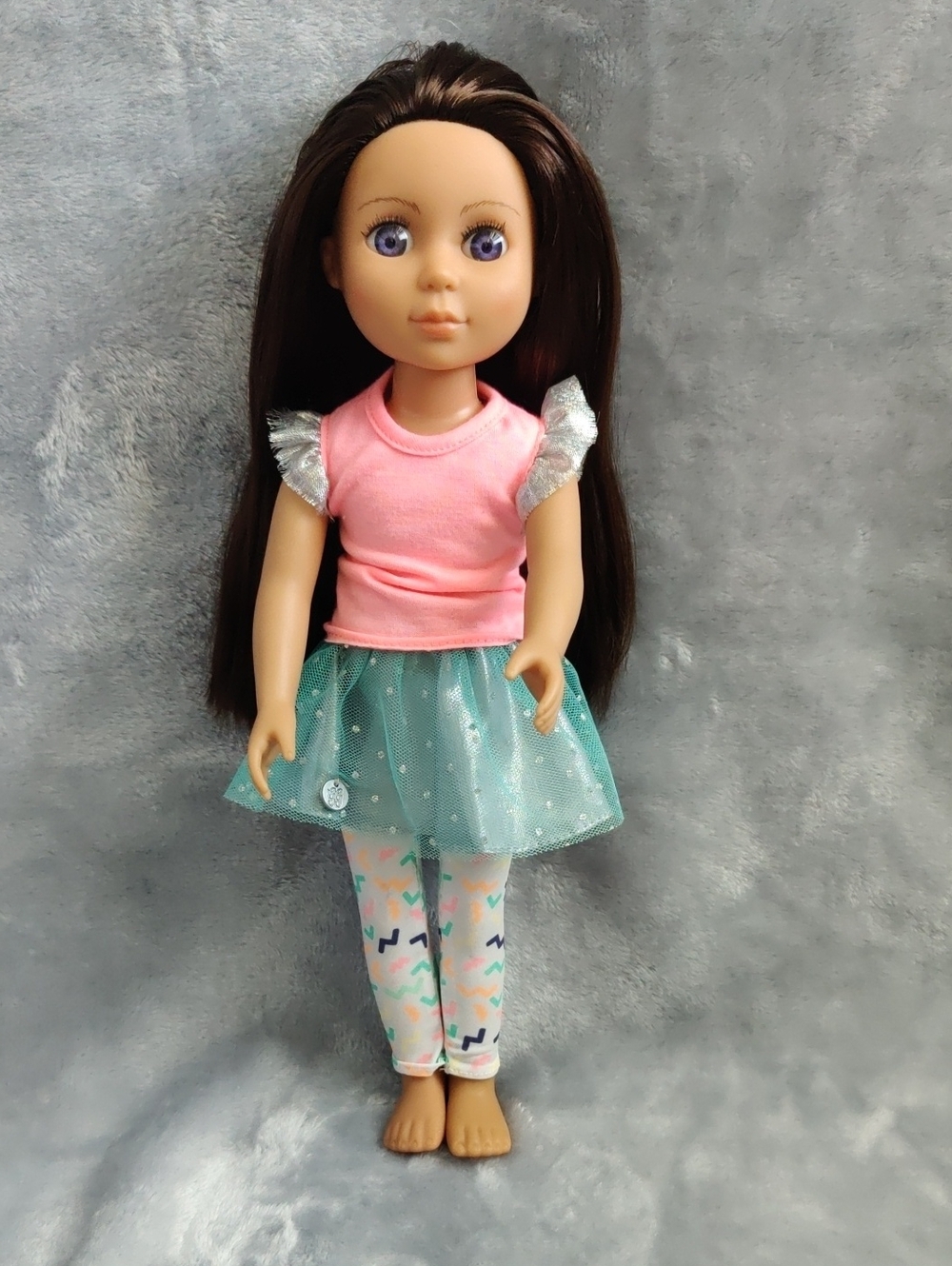 Battat glitter Girls Long Brown Silky Hair Long Eyelashes Blue Eyes Girls'Play